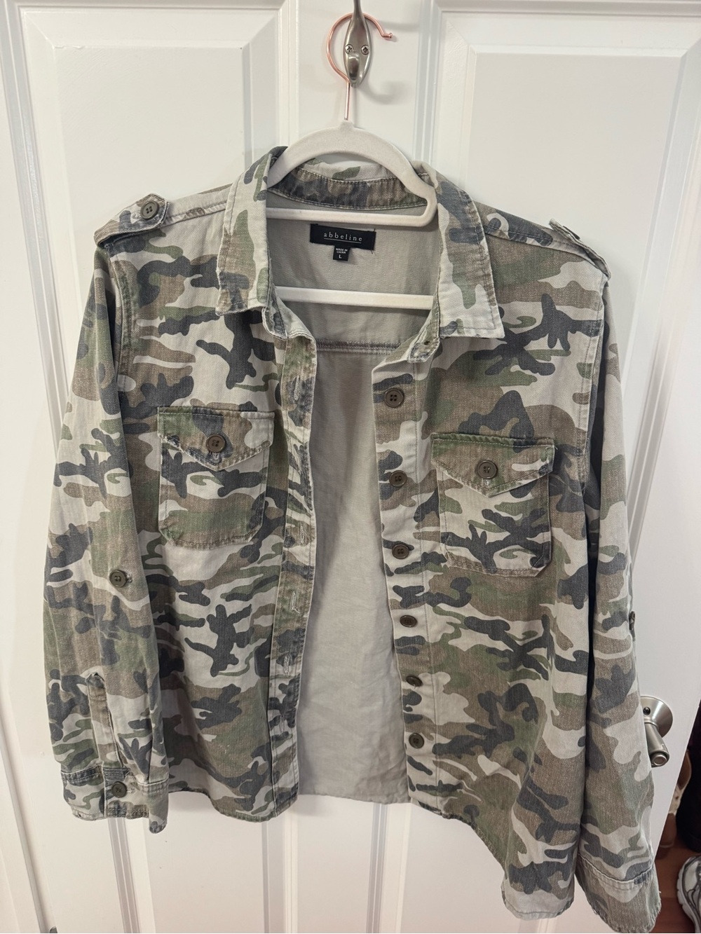 Abbeline Camouflage Shirt Jacket - Green/Gray/Tan